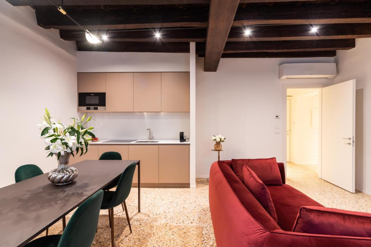 ונציה Palazzo Miracoli Apartments מראה חיצוני תמונה